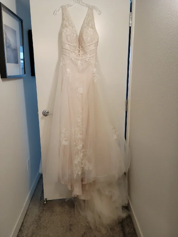 Maggie Sottero Raelynn Lynette 9RT827AC Floral unclassified dresses