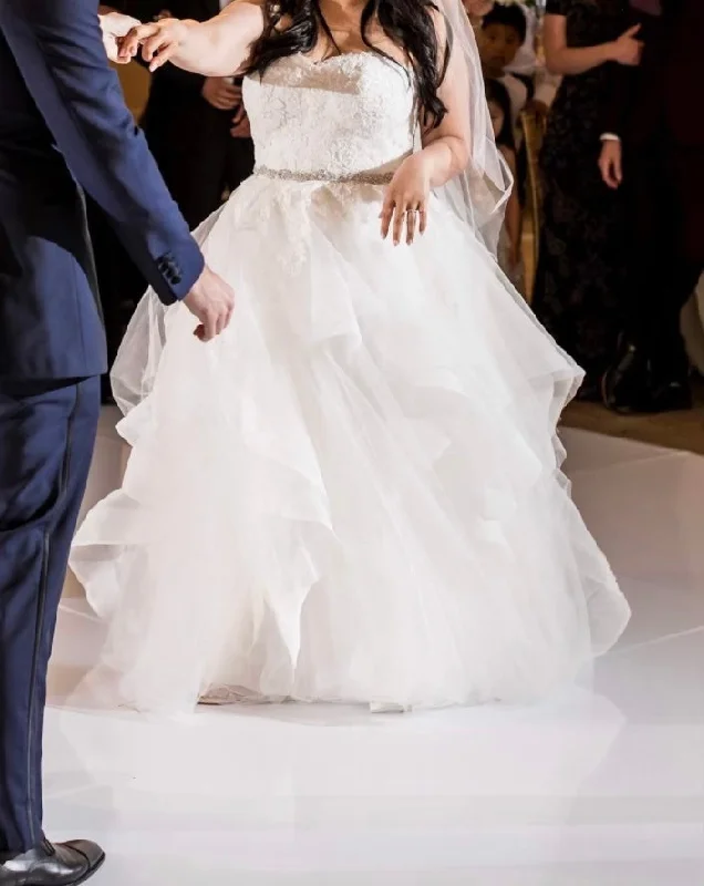 Pronovias Draval Neutral tone unclassified dresses
