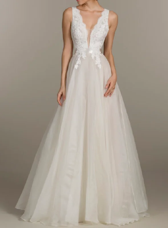 Tara Keely Style 2500 Gothic unclassified dresses