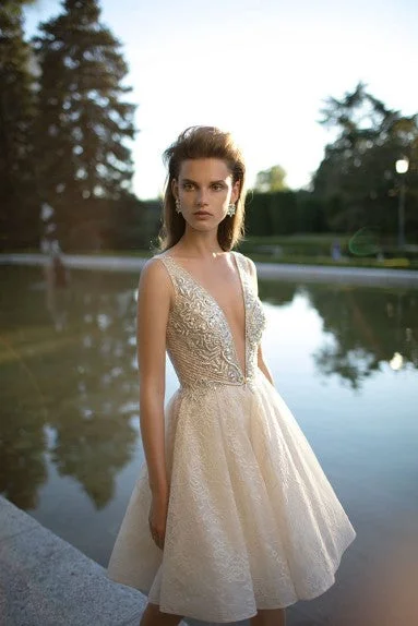 Berta  16-06 Stretchy unclassified dresses