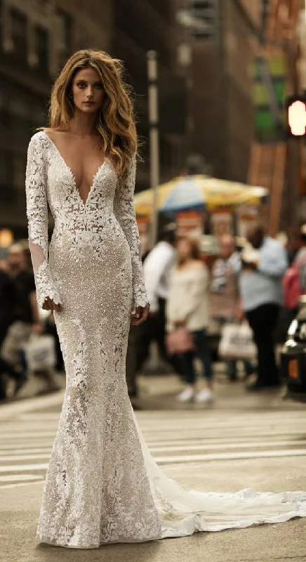 Berta Fall unclassified dresses