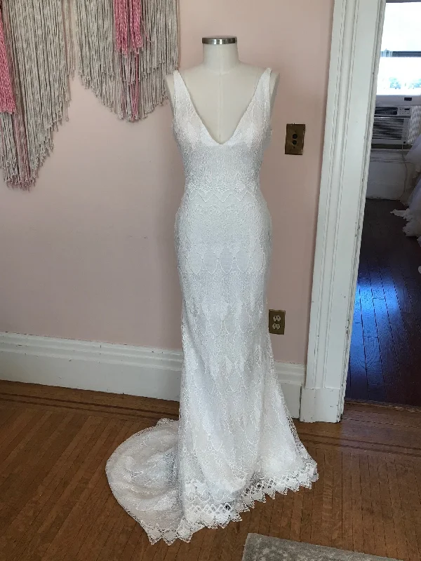 Made With Love Georgie - Lace Sheer Lace Dress